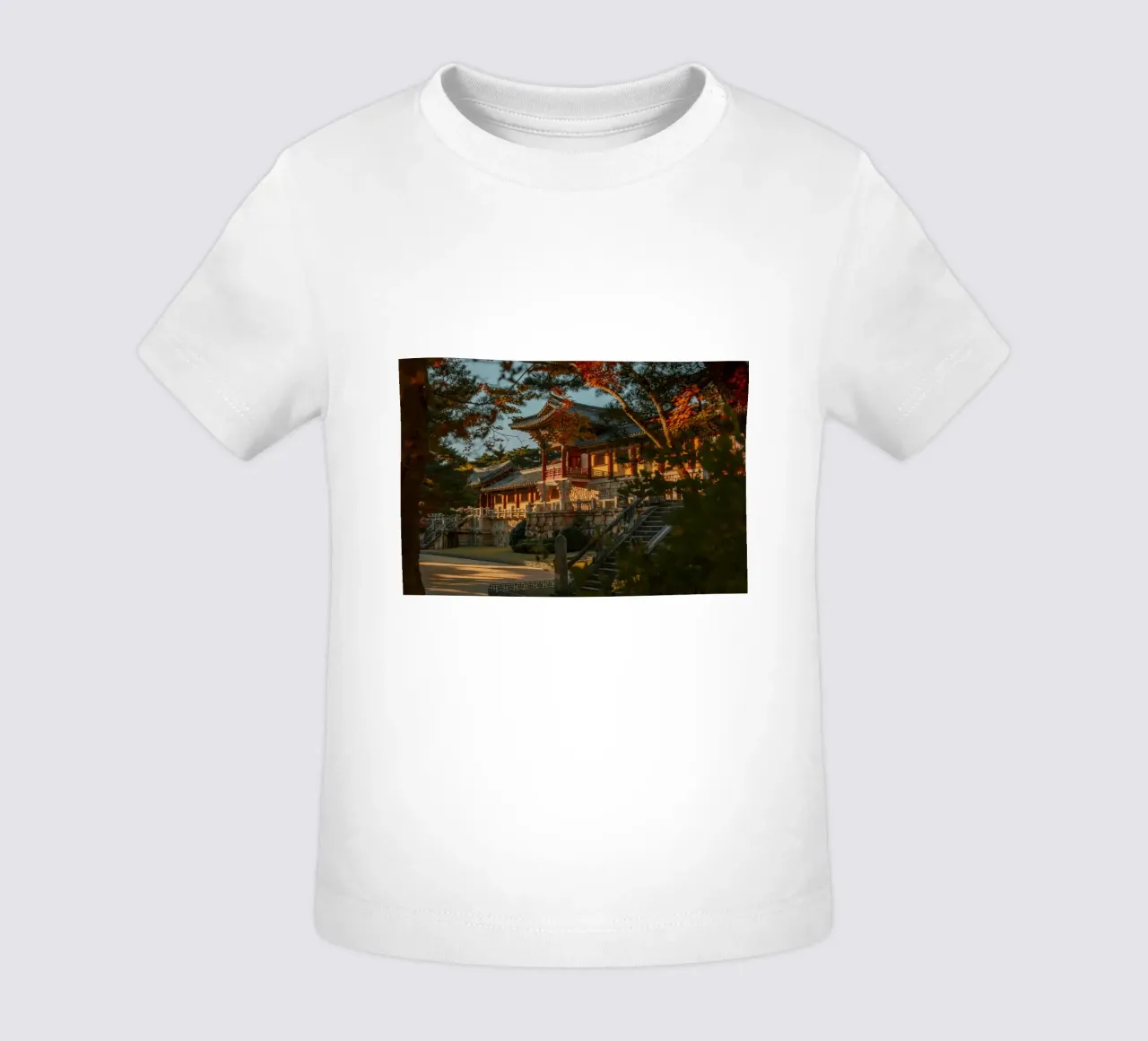 Autunno al tempio Bulguksa di Gyeongju, Corea del Sud maglietta neonato da mbgraphx2