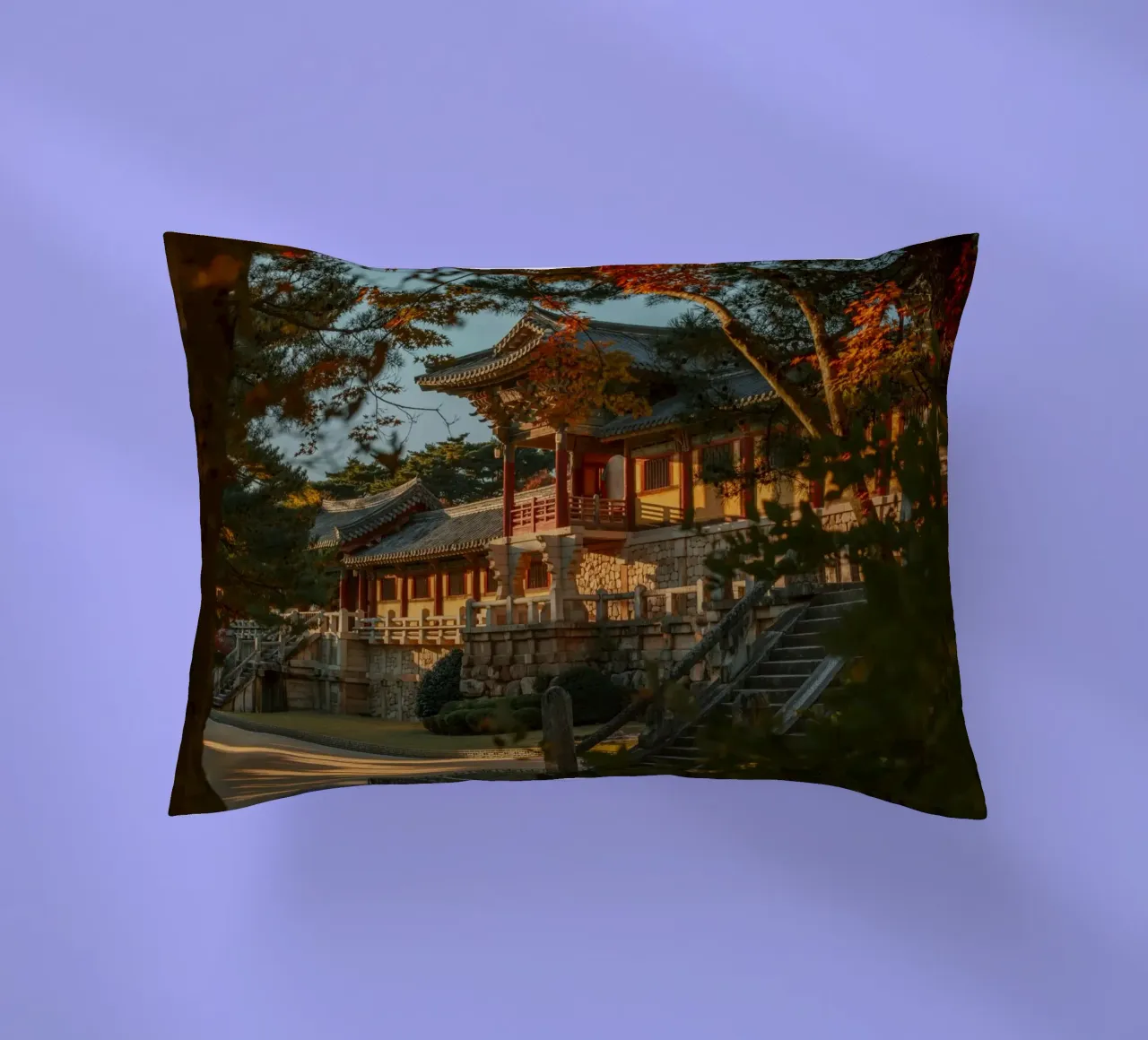 Autunno al tempio Bulguksa di Gyeongju, Corea del Sud cuscino da mbgraphx2