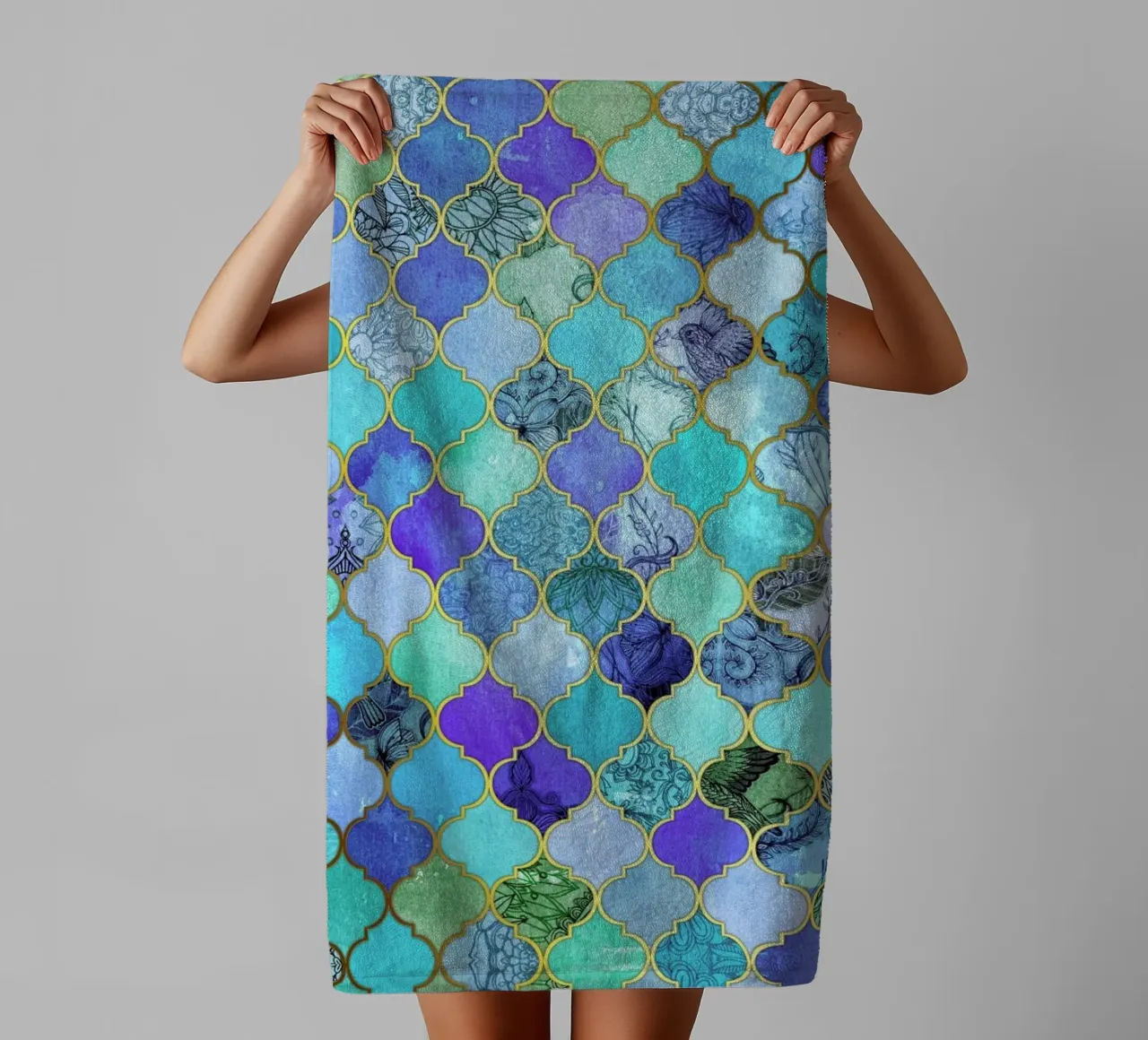 Cobalt Moroccan Tile Pattern asciugamano da bagno da Micklyn Le Feuvre