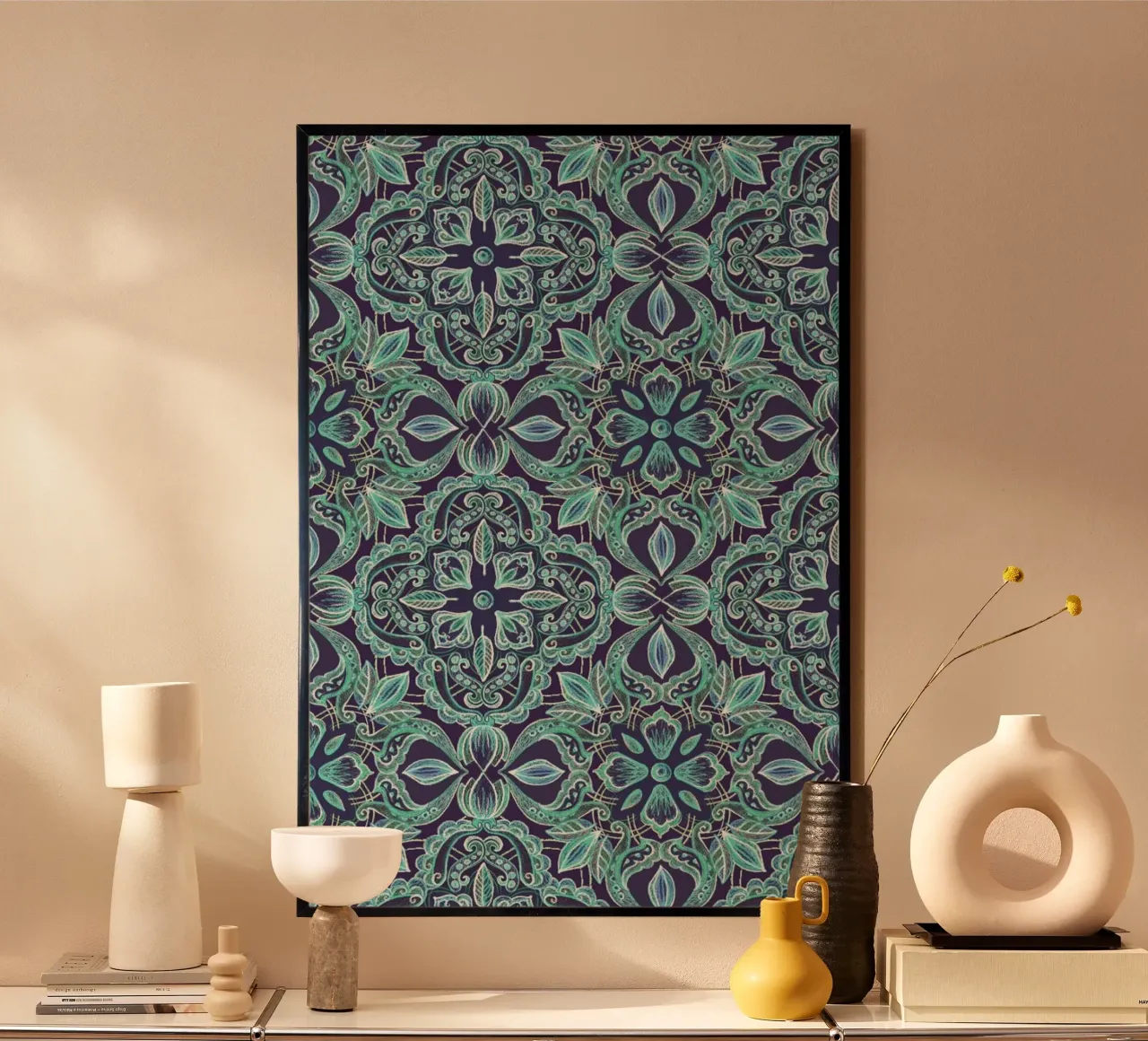 Chalkboard Floral - Teal & Navy poster con telaio in legno da Micklyn Le Feuvre