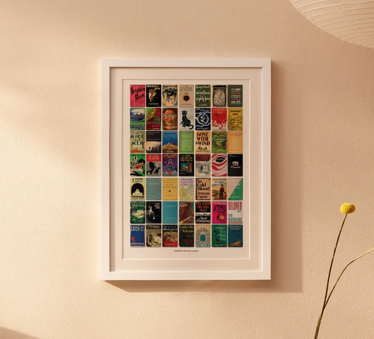 I più grandi libri del ventesimo secolo a stampa poster con telaio in plastica da MissLiterarty