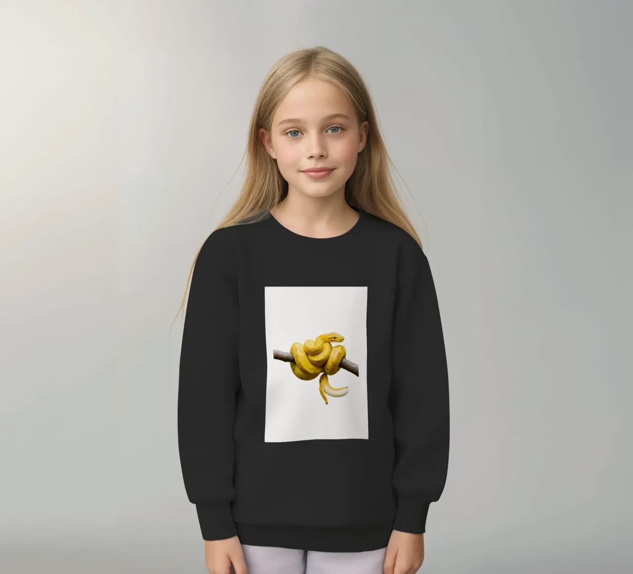 Miscela di serpenti banana - Divertente opera d'arte surreale sugli animali della frutta felpa bambino da Tasty Critter Creations