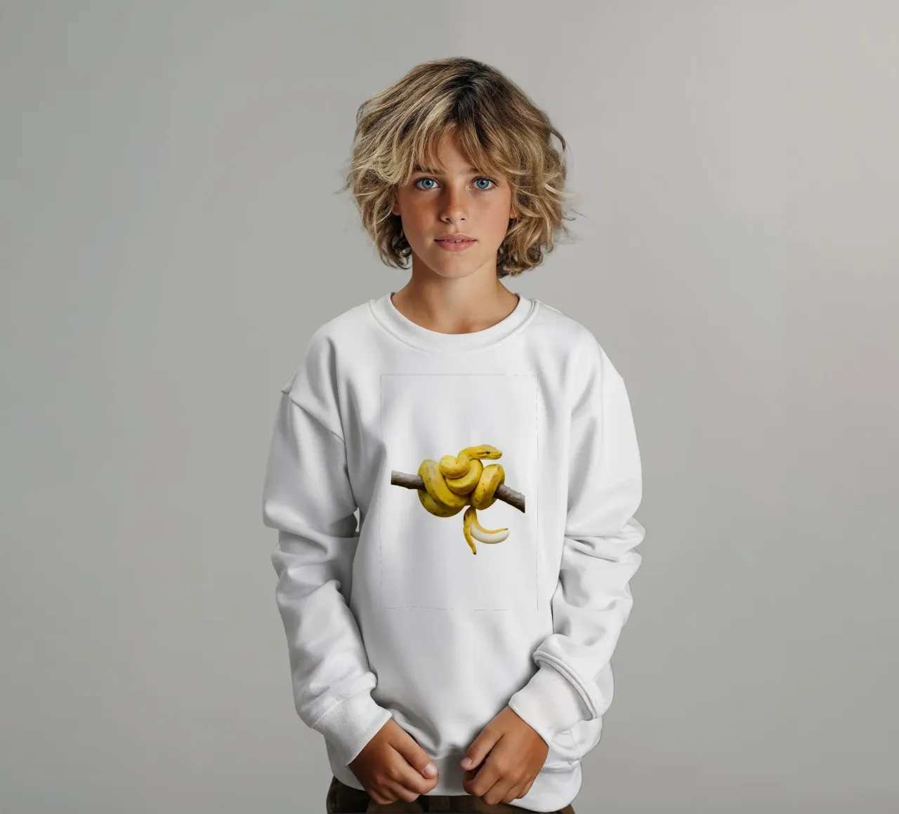 Miscela di serpenti banana - Divertente opera d'arte surreale sugli animali della frutta felpa bambino da Tasty Critter Creations