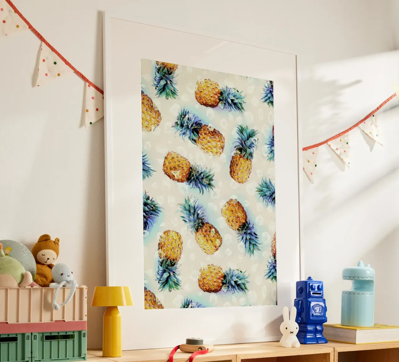 Pineapples + Crystals poster con telaio in plastica da Micklyn Le Feuvre