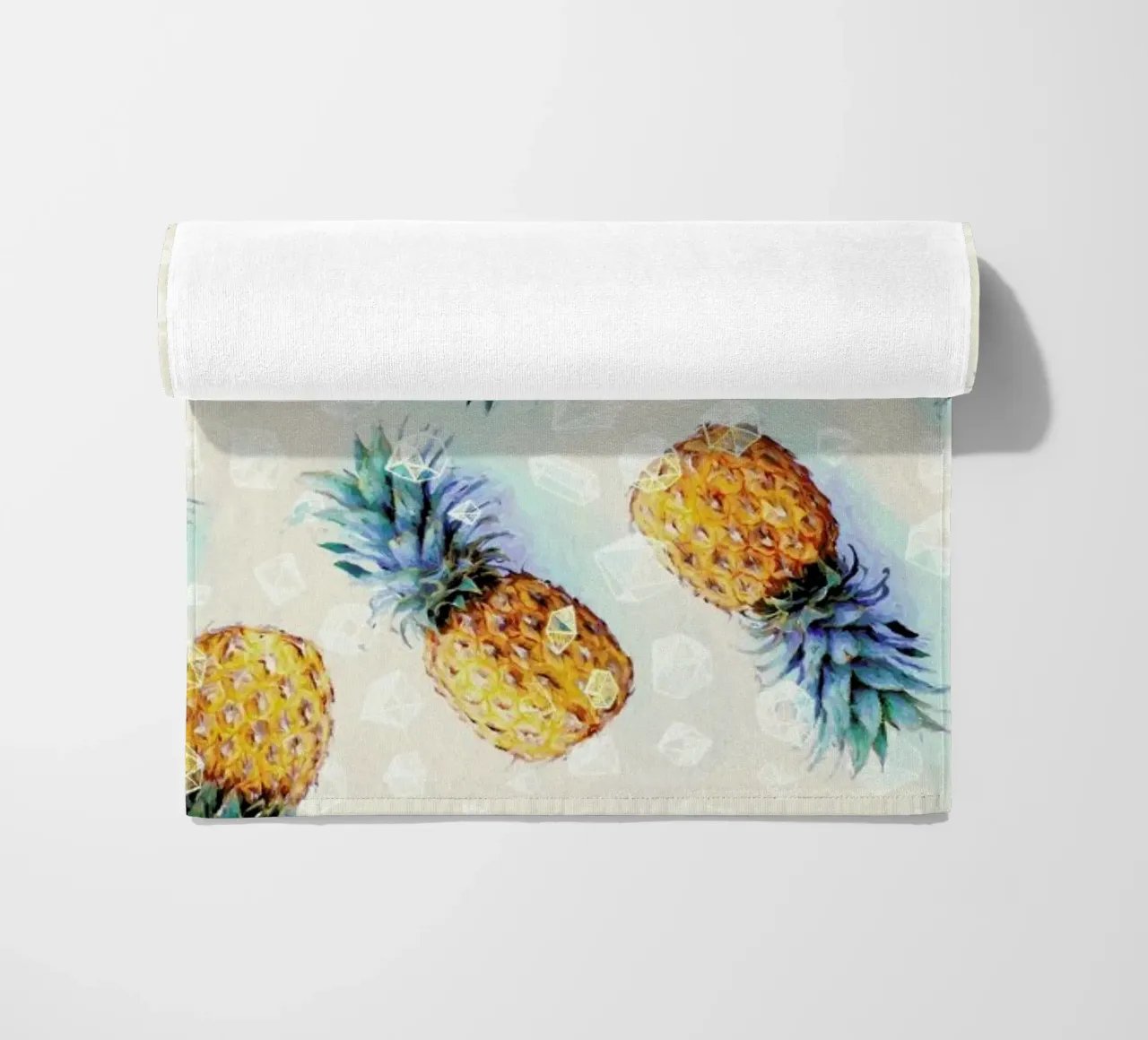 Pineapples + Crystals telo mare da Micklyn Le Feuvre