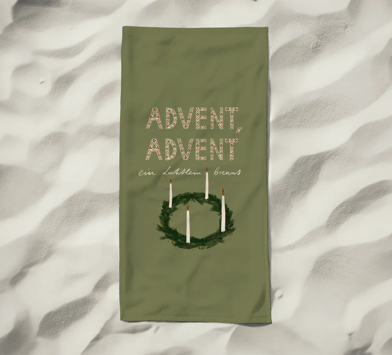 Advent, Advent, ein Lichtlein brennt Kranz beach towel by Sophie Augustin Illustration