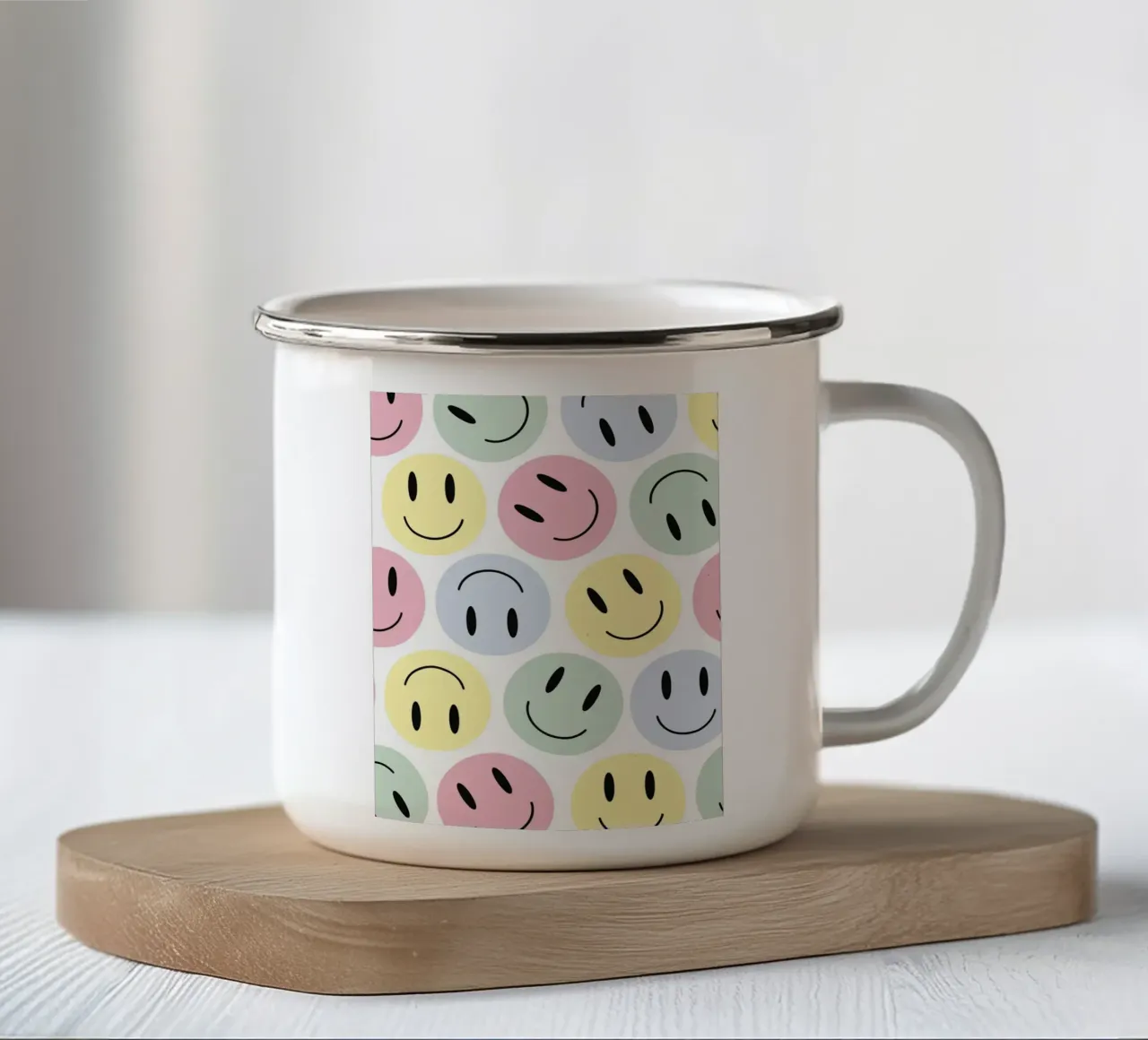 Facce felici in pastello tazza in smalto da Tiny Wonder Co.