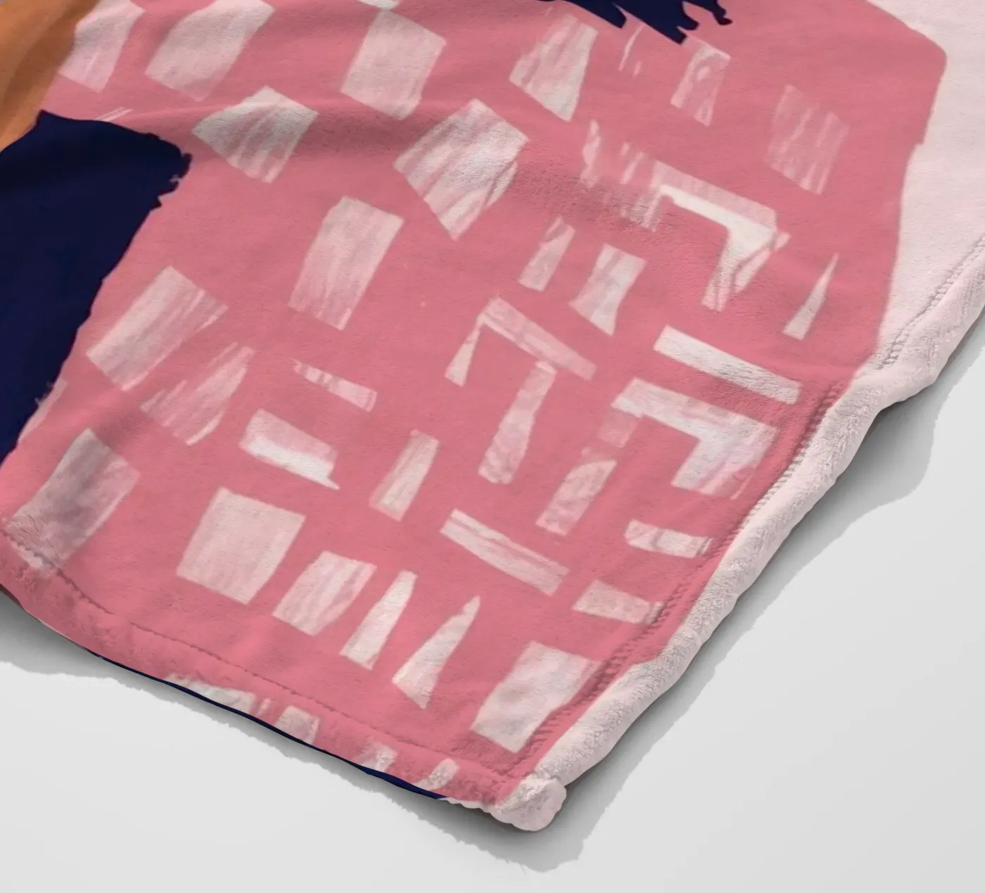 Composizione della forma in grassetto coperta in pile da Solace Light