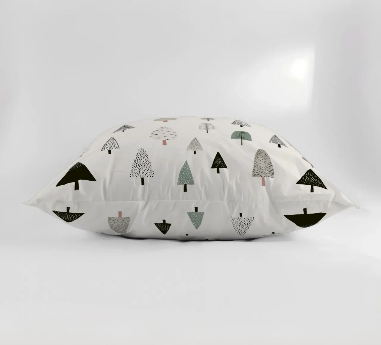 Winter tree landscape coussin de color&shape