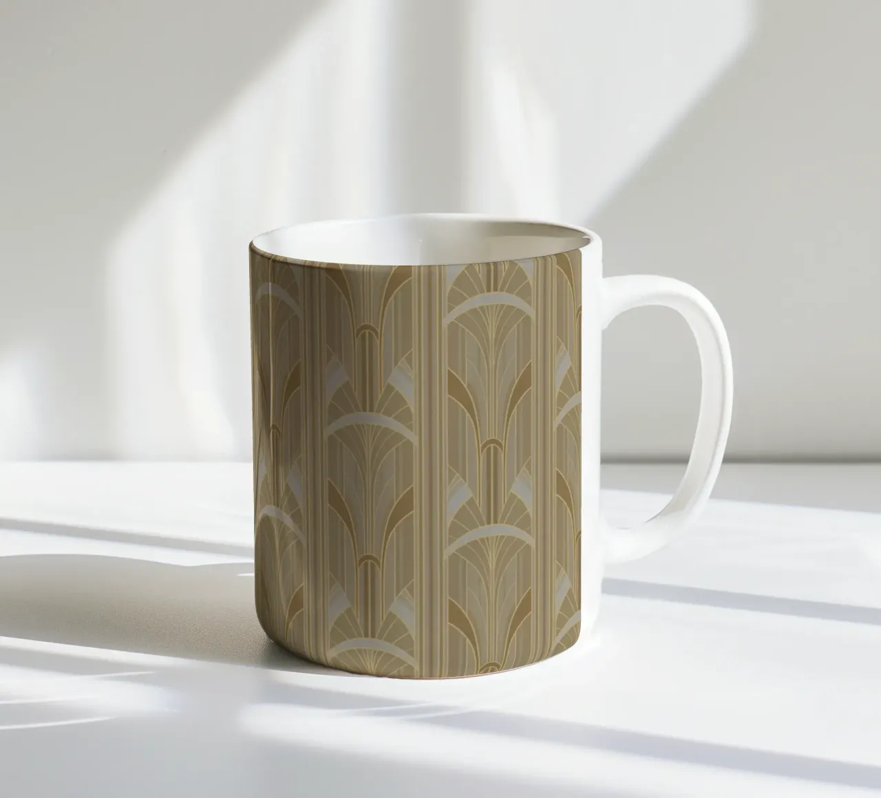 Art Deco Intertwined Architectural Arcs - Caramel Toffee tazza in ceramica da Art Deco Symposium
