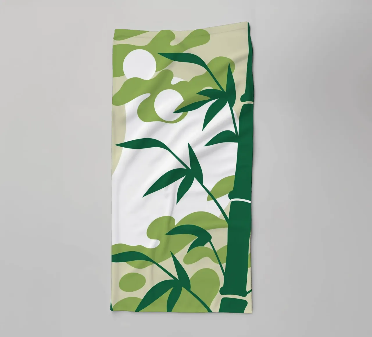 Vredig en rustig bamboebos badhanddoek van SPECIAL FLOWER PATTERNS