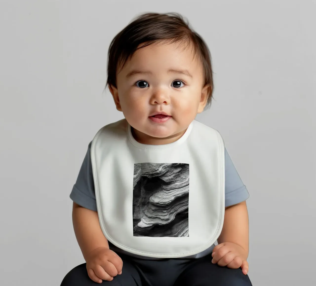 laag steen baby slabbetje van BlogSawoo