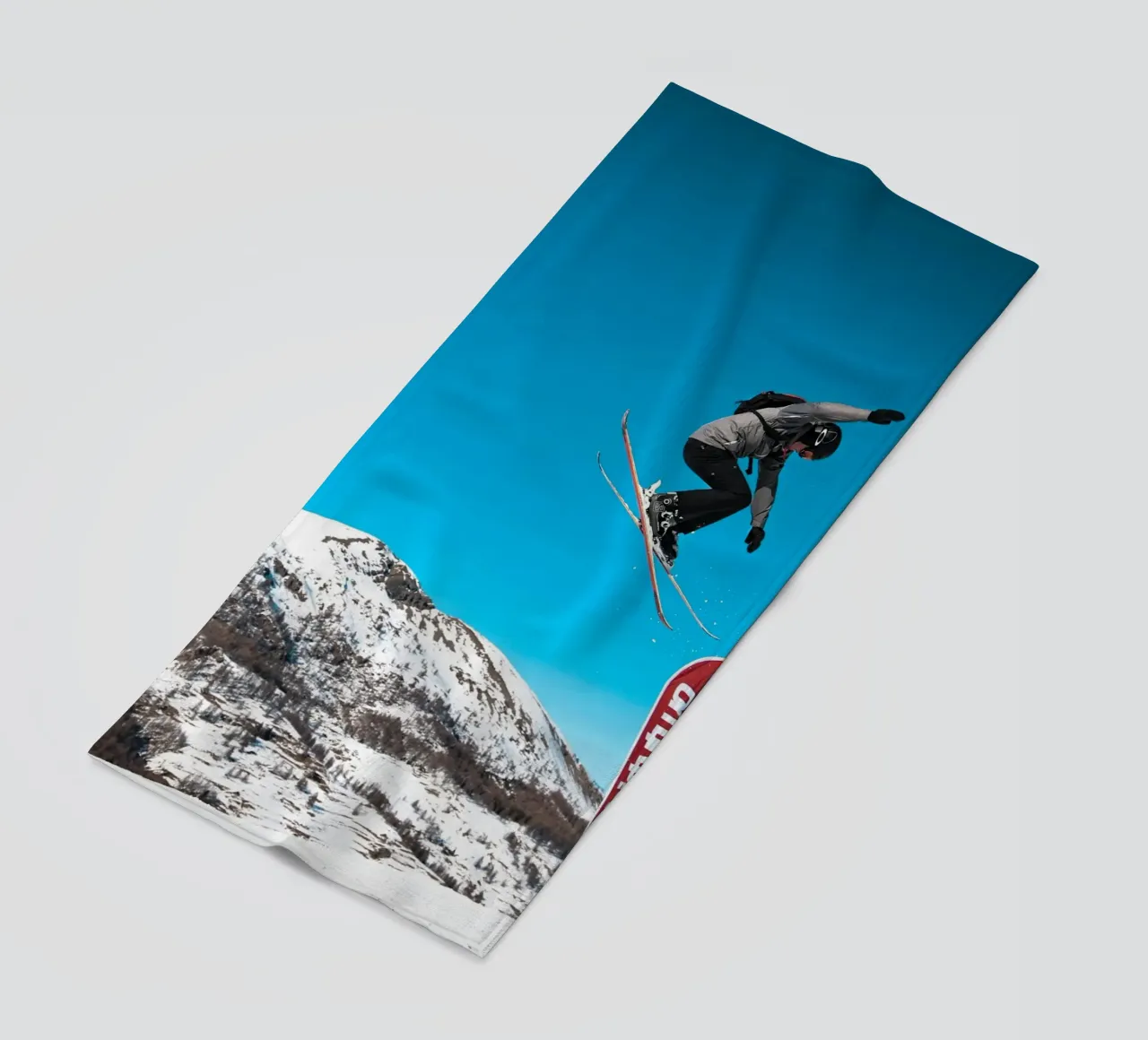 Sci e salto a mosca telo mare da Joshua Holmes