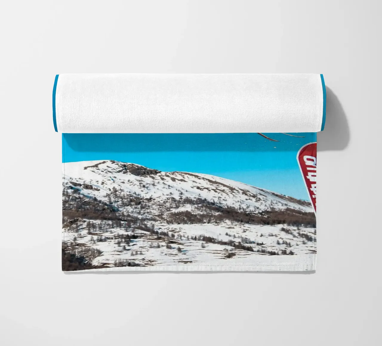 Sci e salto a mosca telo mare da Joshua Holmes