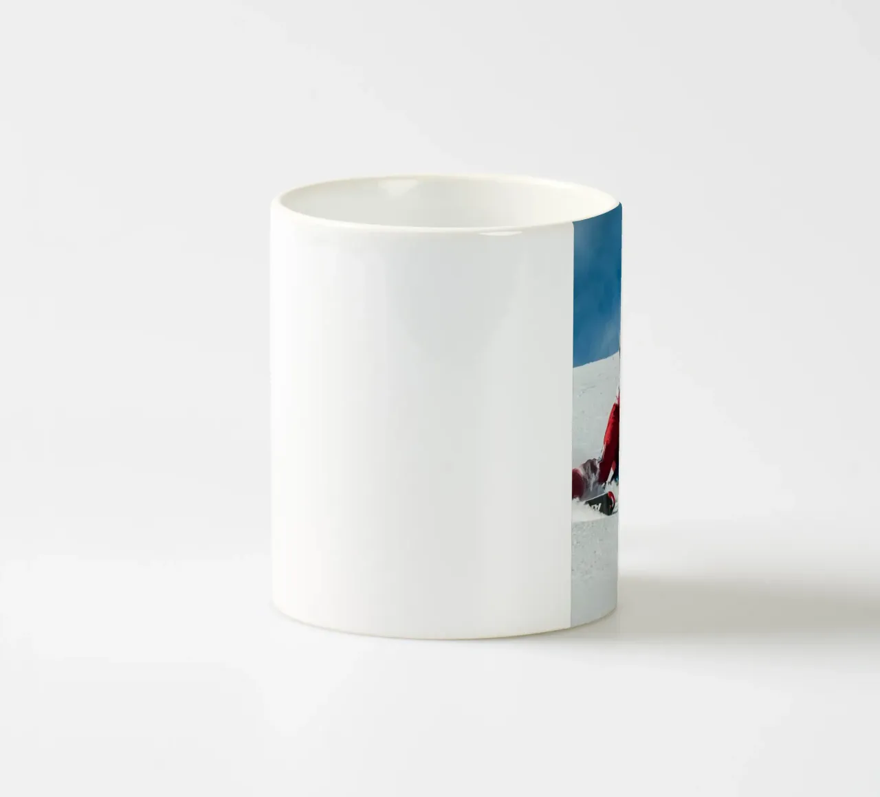 Curve affilate dello sci tazza in ceramica da Joshua Holmes