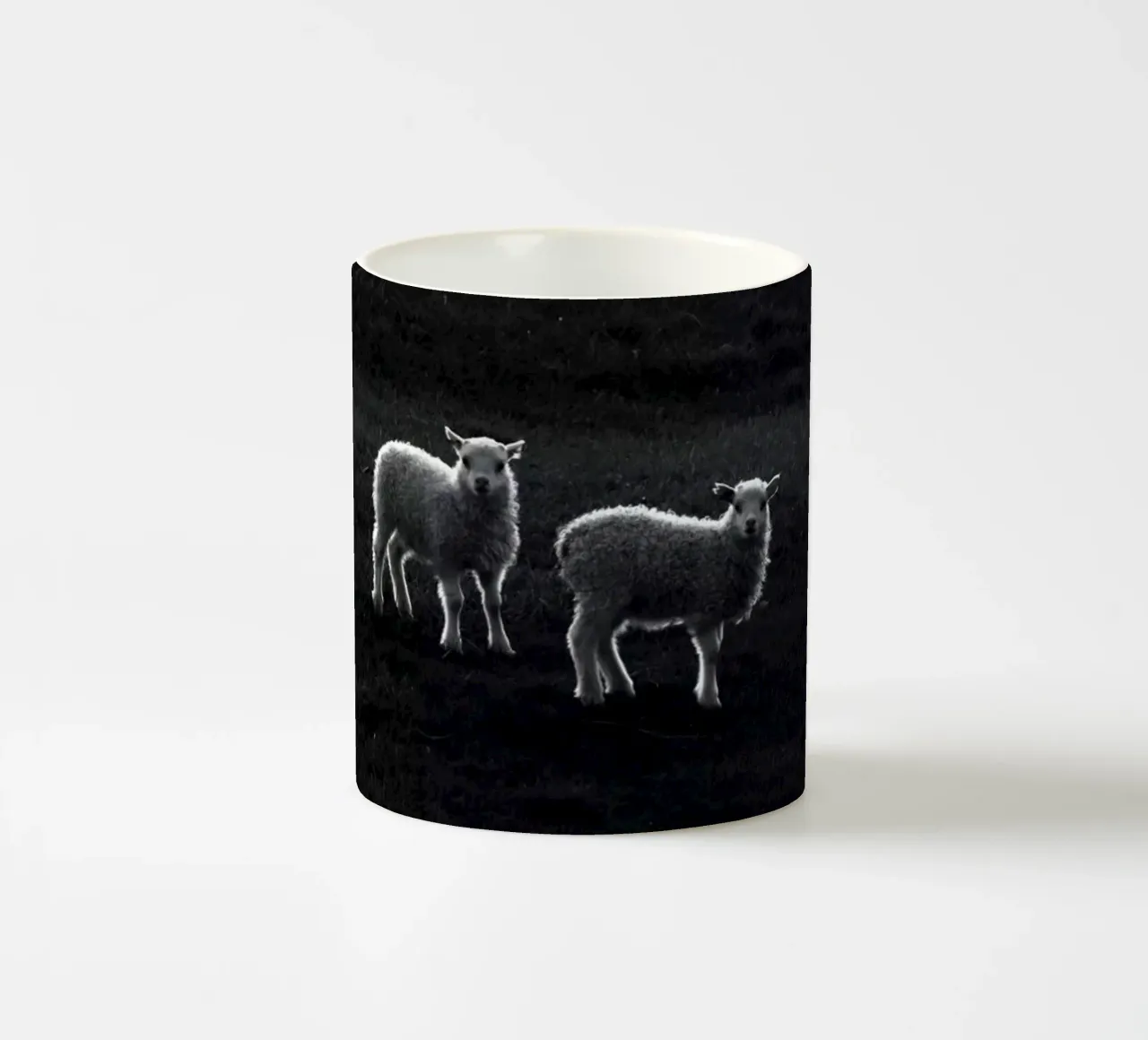 Two Little Lambs tazza in ceramica da Fjöllart