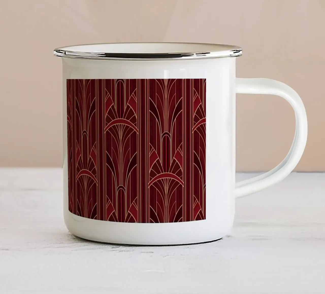 Art Deco Intertwined Architectural Arcs - Wine Red tazza in smalto da Art Deco Symposium