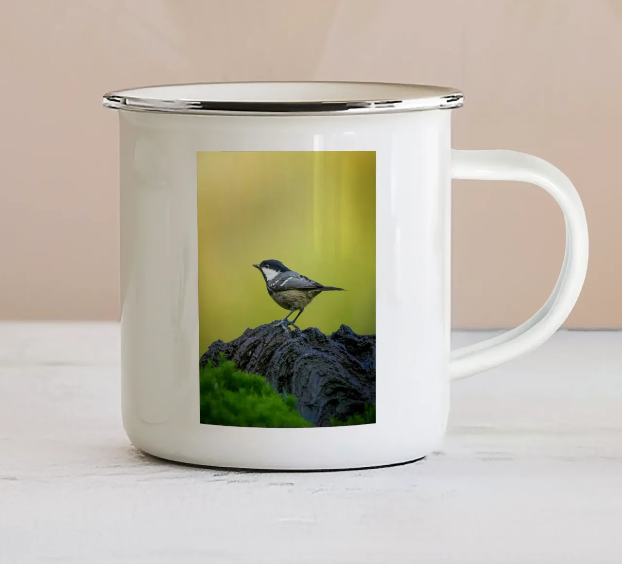 Tetta di carbone tazza in smalto da Tom's Wildlife