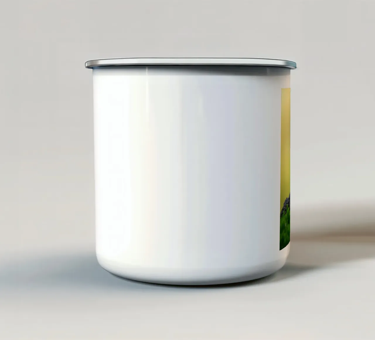 Tetta di carbone tazza in smalto da Tom's Wildlife