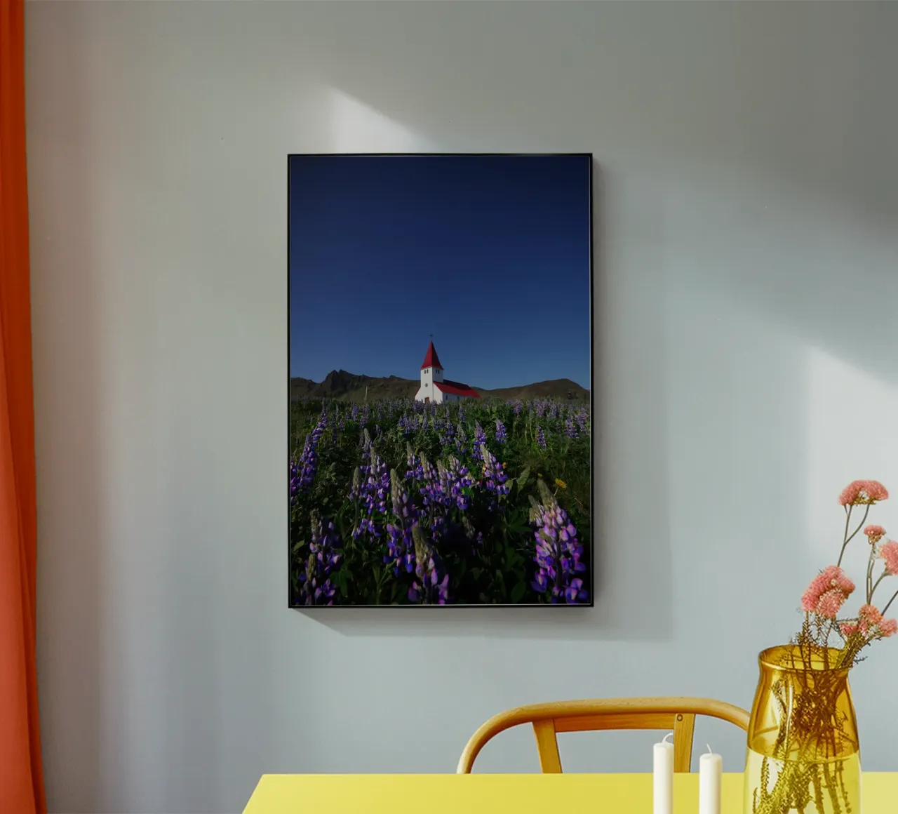 Church and lupins in Vik plexiglass da Fjöllart