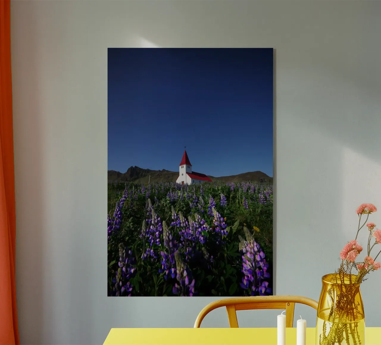 Church and lupins in Vik plexiglass da Fjöllart