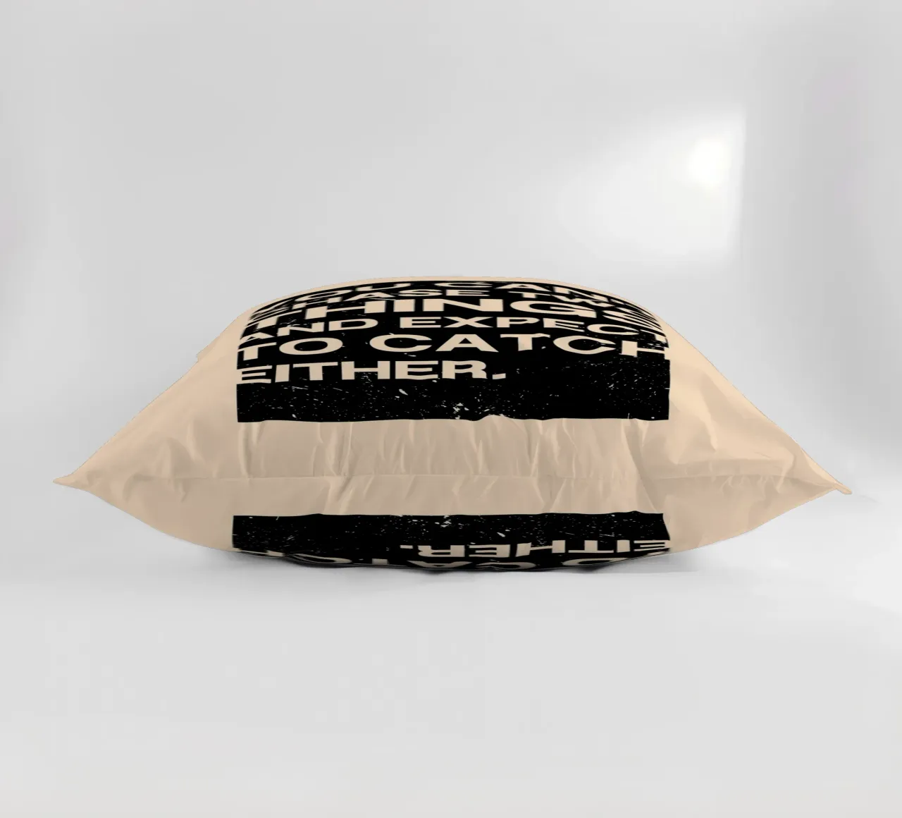 YOU CAN‘T CHASE TWO THINGS cuscino da ARTEVO