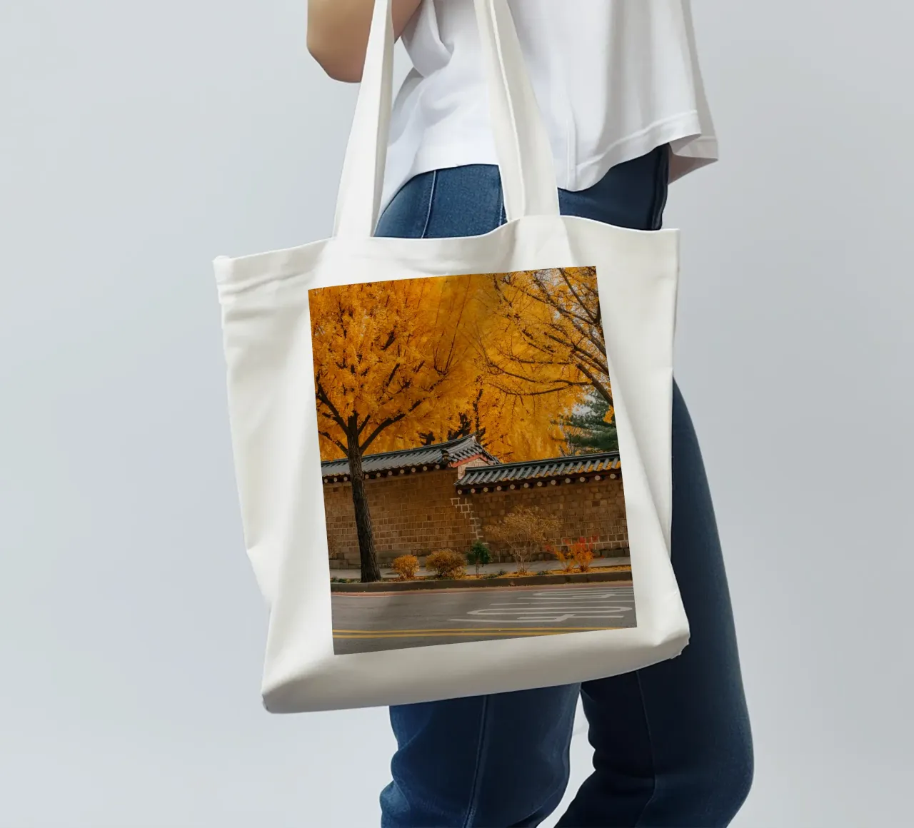 Alberi di ginkgo dorati a Seul, Corea del Sud borsa in juta da mbgraphx2