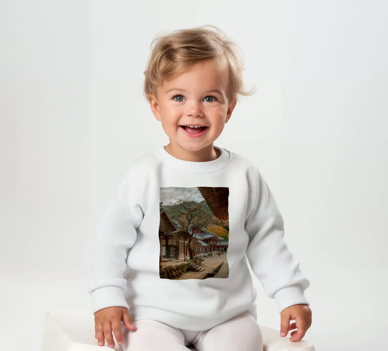 Vecchio albero del tempio di Hwaeomsa, Corea del Sud felpa neonato da mbgraphx2