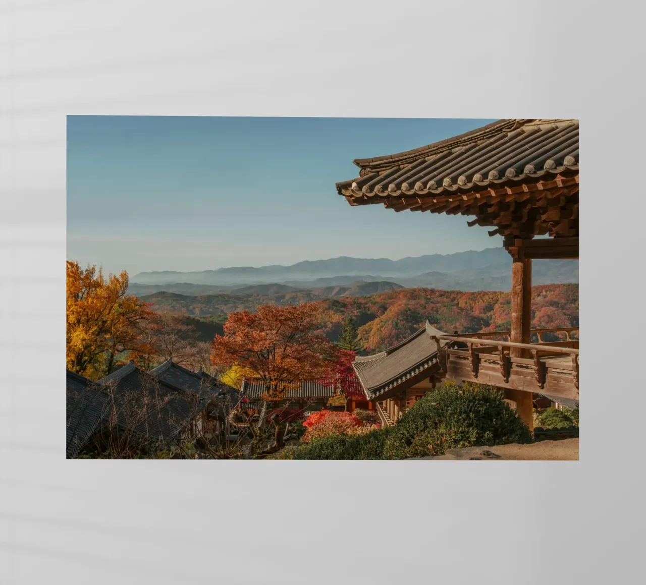 Paesaggio autunnale dal tempio di Buseoksa, Corea del Sud pellicola backlit da mbgraphx2