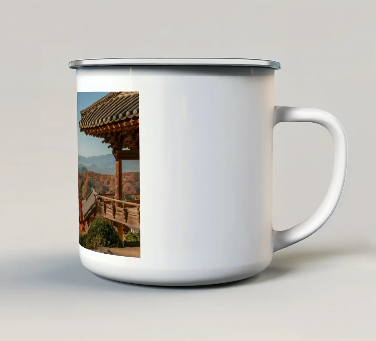 Paesaggio autunnale dal tempio di Buseoksa, Corea del Sud tazza in smalto da mbgraphx2