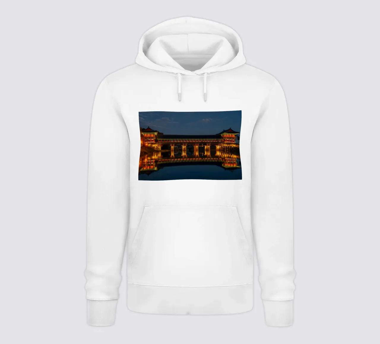 Il ponte Woljeonggyo di notte a Gyeongju, Corea del Sud felpa con cappuccio da mbgraphx2