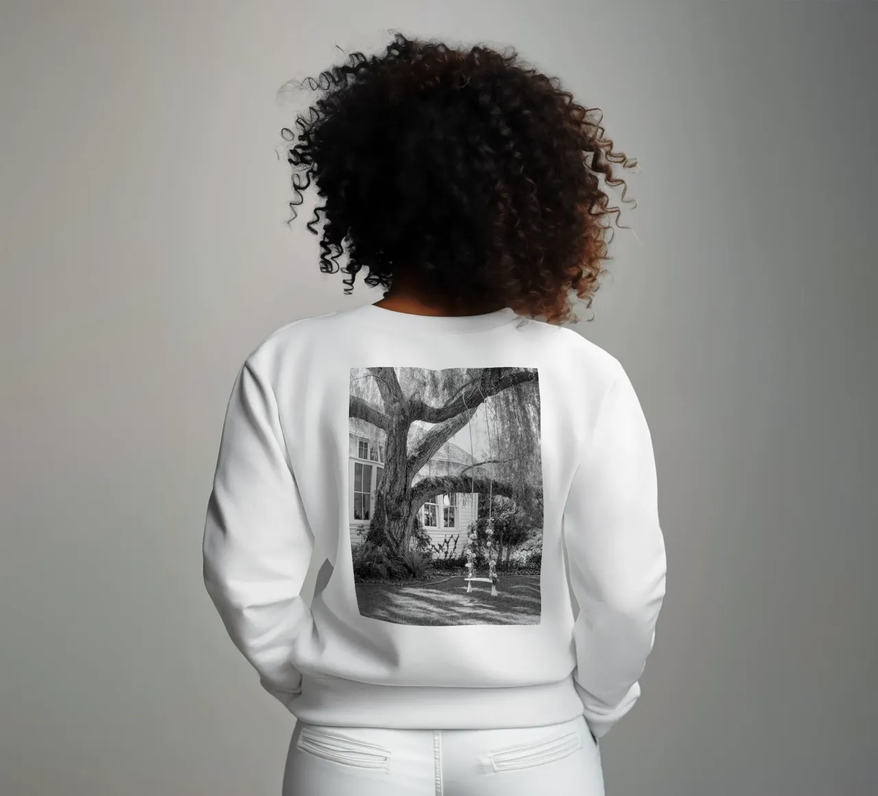 auf einem Baumstamm schaukeln Sweatshirt von BlogSawoo