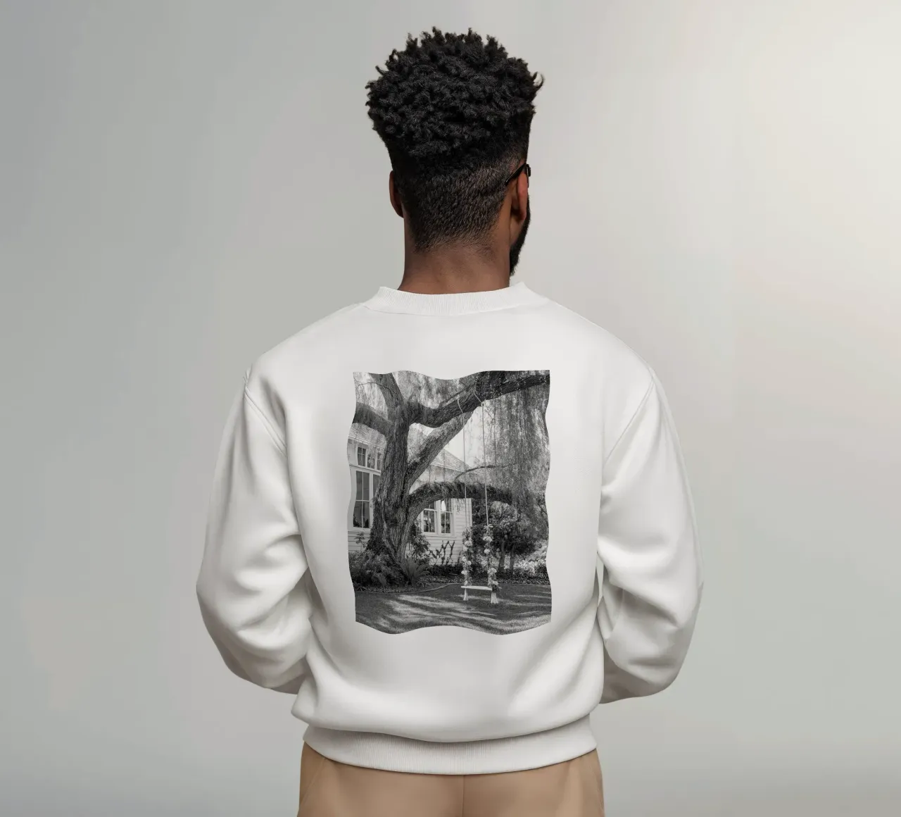 auf einem Baumstamm schaukeln Sweatshirt von BlogSawoo