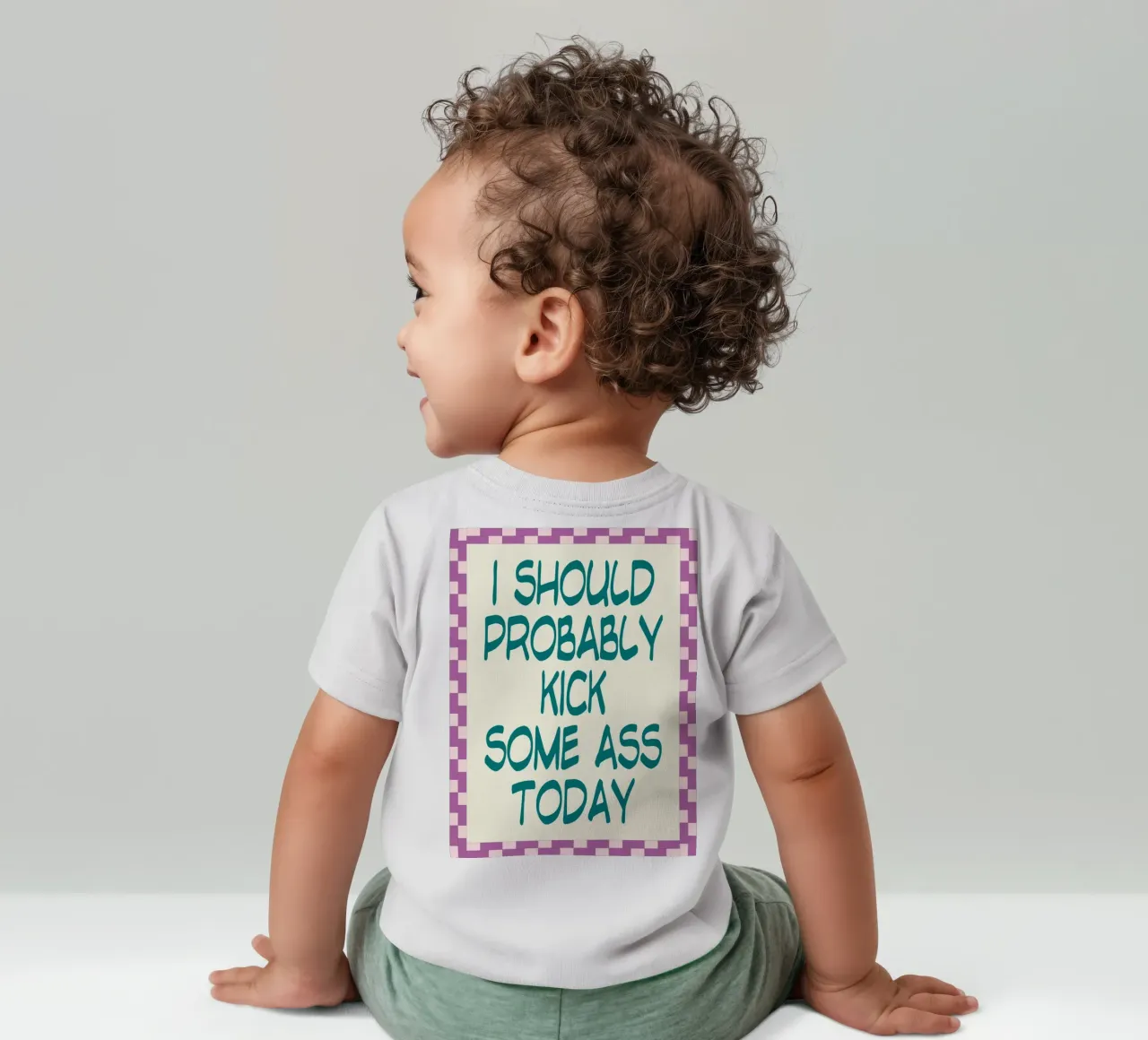 Probabilmente dovrei prendere a calci maglietta neonato da Rawghenee