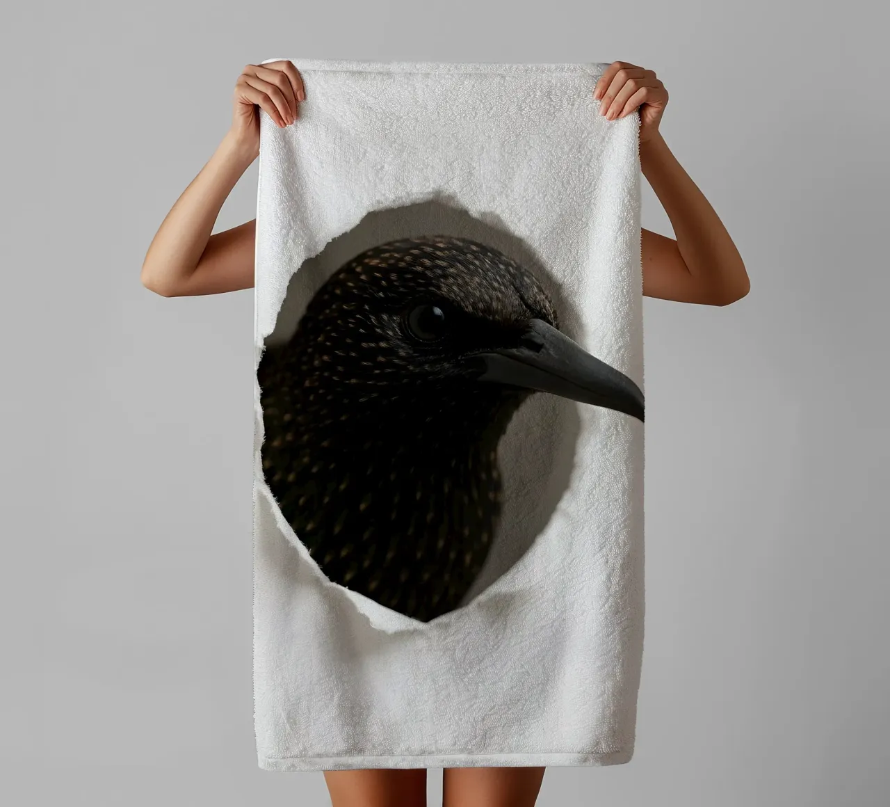 Starling Peek Art – Realistic Minimal Bird Print towel by Cut-out Critter Gallery