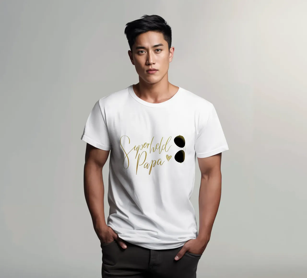 Superheld vader. Personaliseer je ontwerp voor je vader. t-shirt van CalliLetters