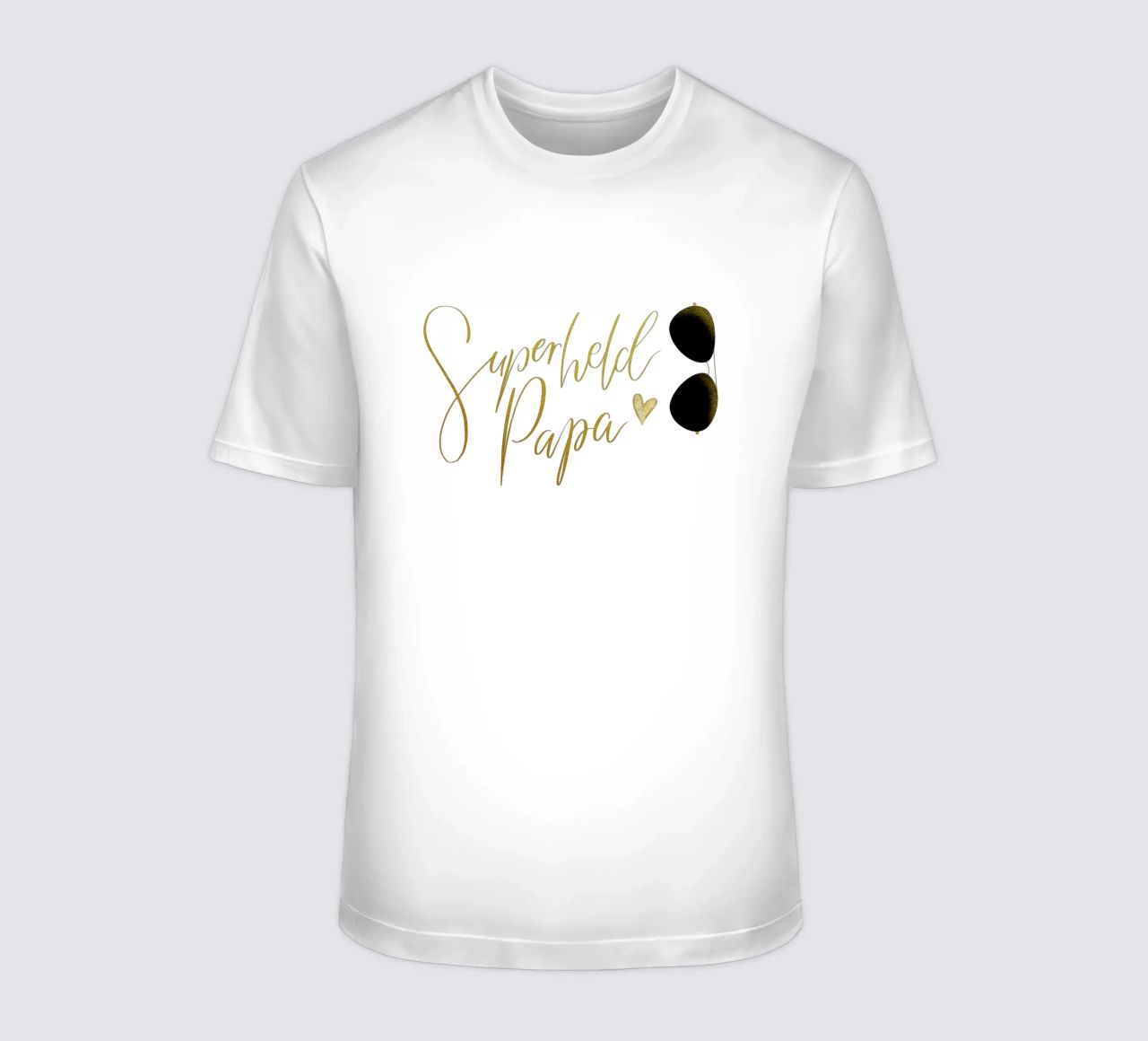Superheld vader. Personaliseer je ontwerp voor je vader. t-shirt van CalliLetters