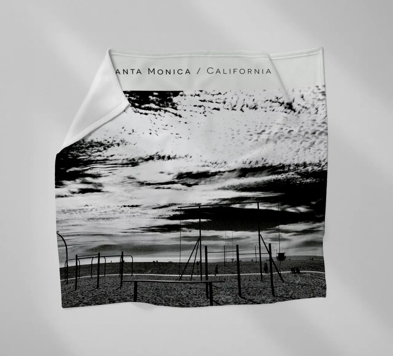 Santa Monica No. 2 B&W coperta in pile da In Full Color