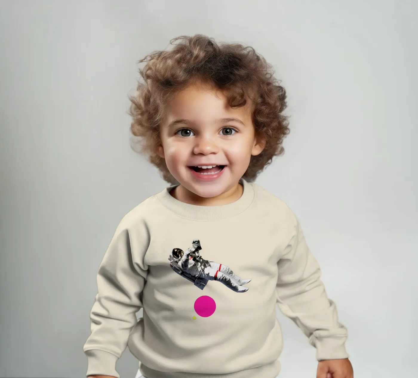 Flotteur sweat pour bébé de Cassia Beck Collage