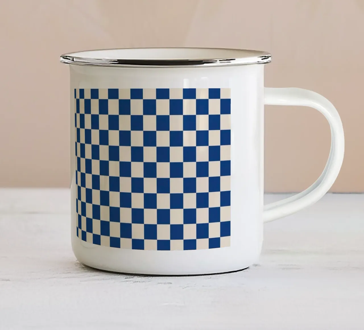 Assegni piccoli blu tazza in smalto da Timeless moderna