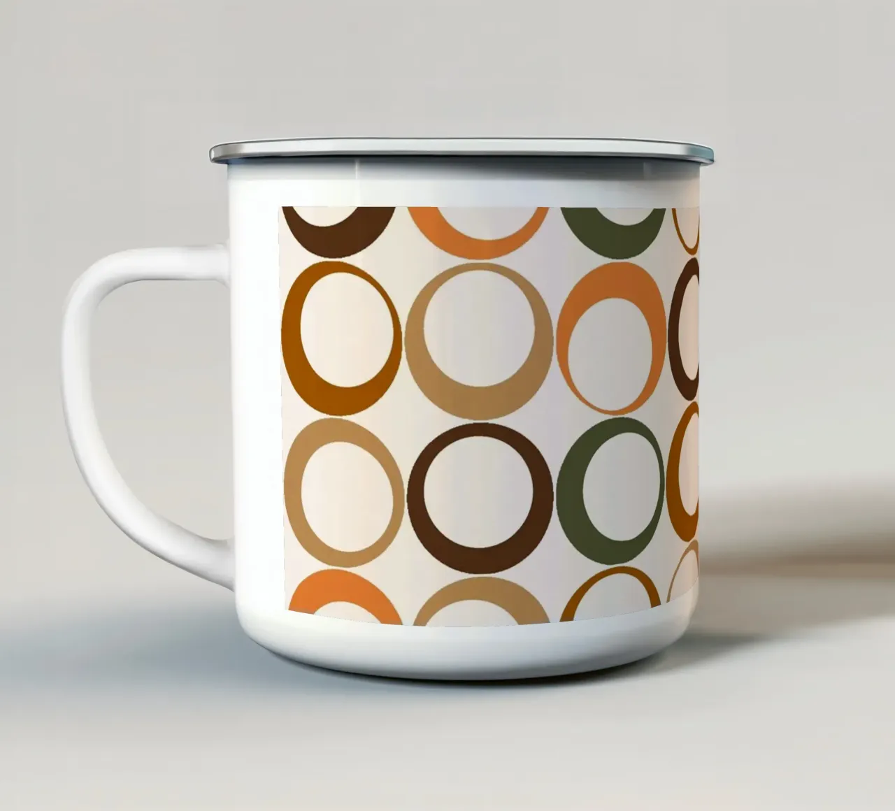 Loop colorati e lunatici Vibrazione nostalgica tazza in smalto da Timeless moderna