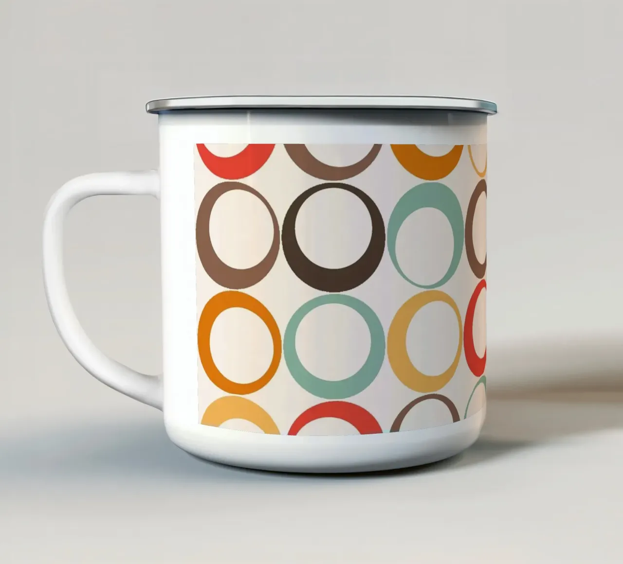 Loop retrò colorati Vibrazione nostalgica tazza in smalto da Timeless moderna