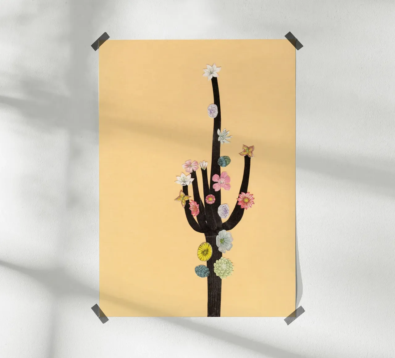 Cactus in fiore poster con telaio in plastica da Cassia Beck Collage