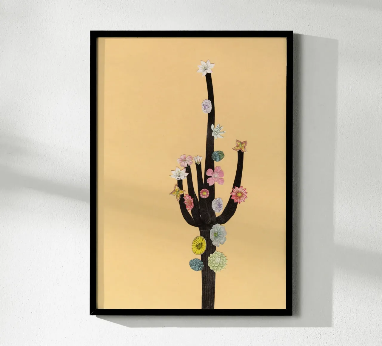Cactus in fiore poster con telaio in plastica da Cassia Beck Collage