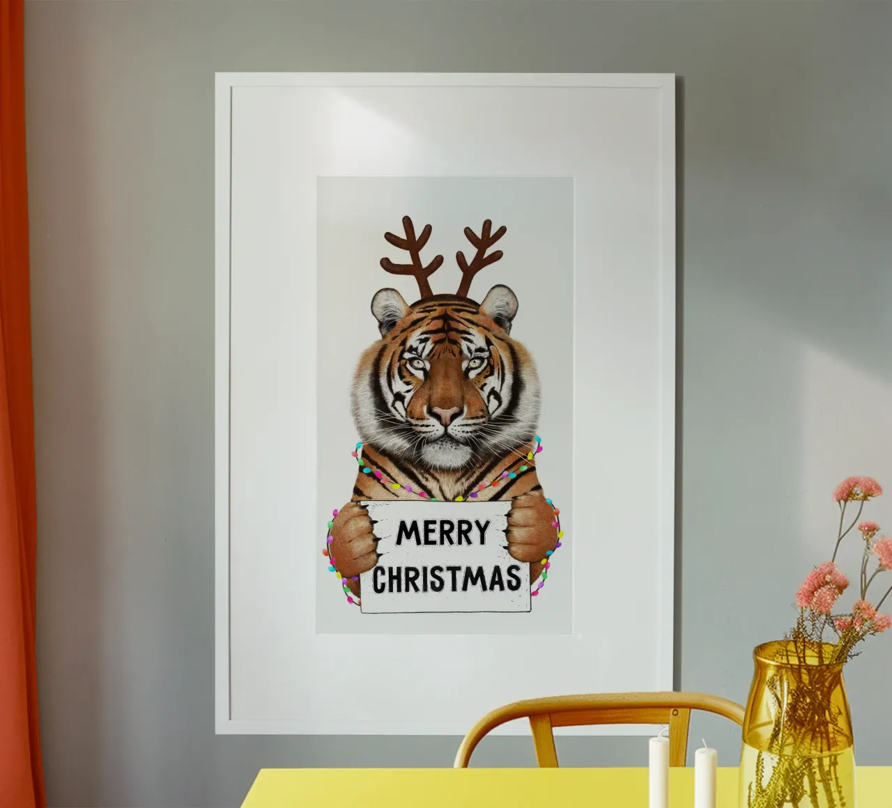 La tigre di Natale poster con telaio in alluminio da valeriyakorenkova