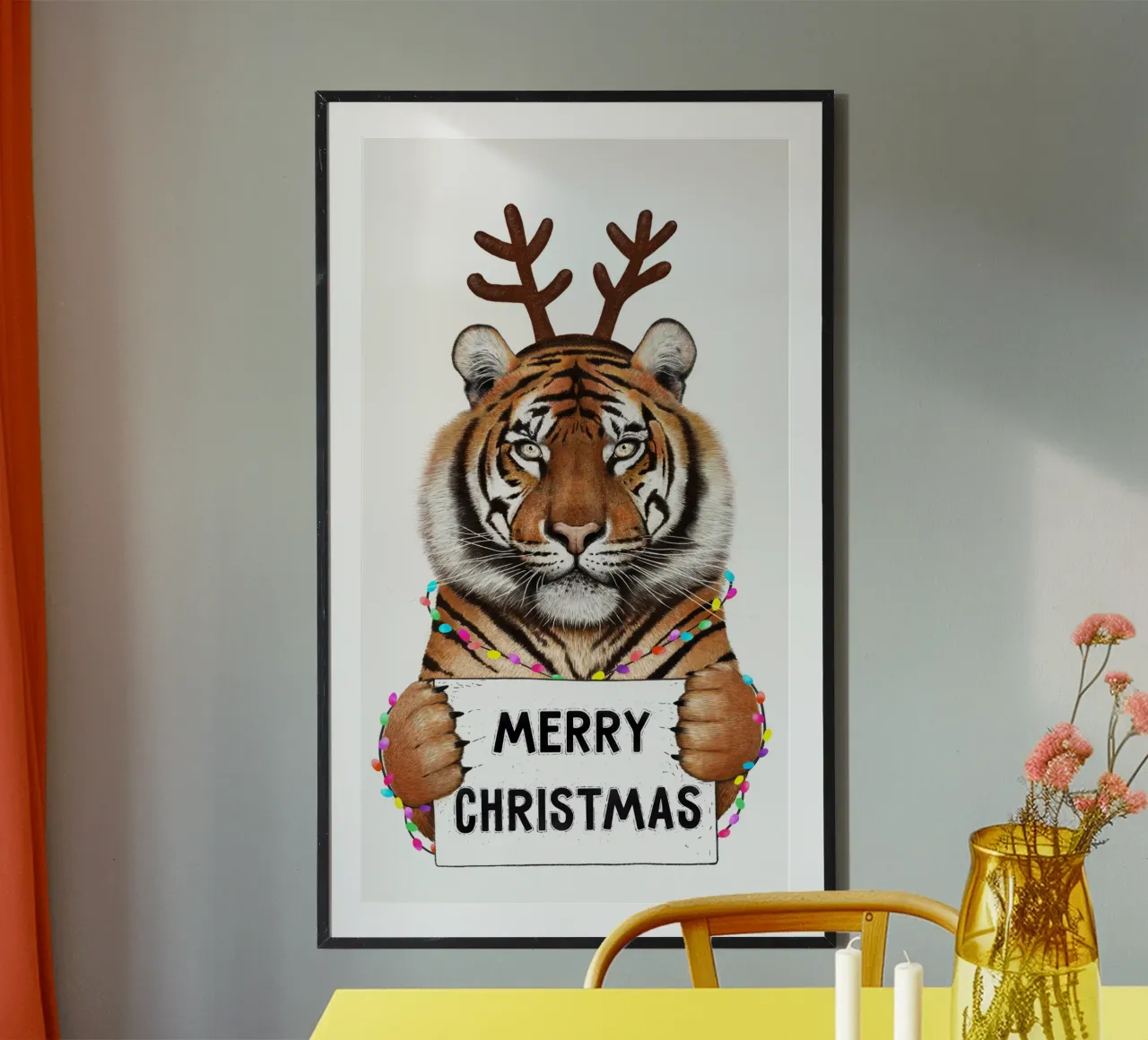 La tigre di Natale poster con telaio in alluminio da valeriyakorenkova
