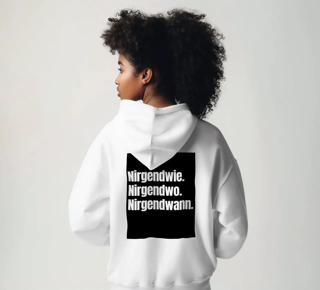 Nirgendwie. Nirgendwo. Nirgendwann. felpa con cappuccio da Flosters