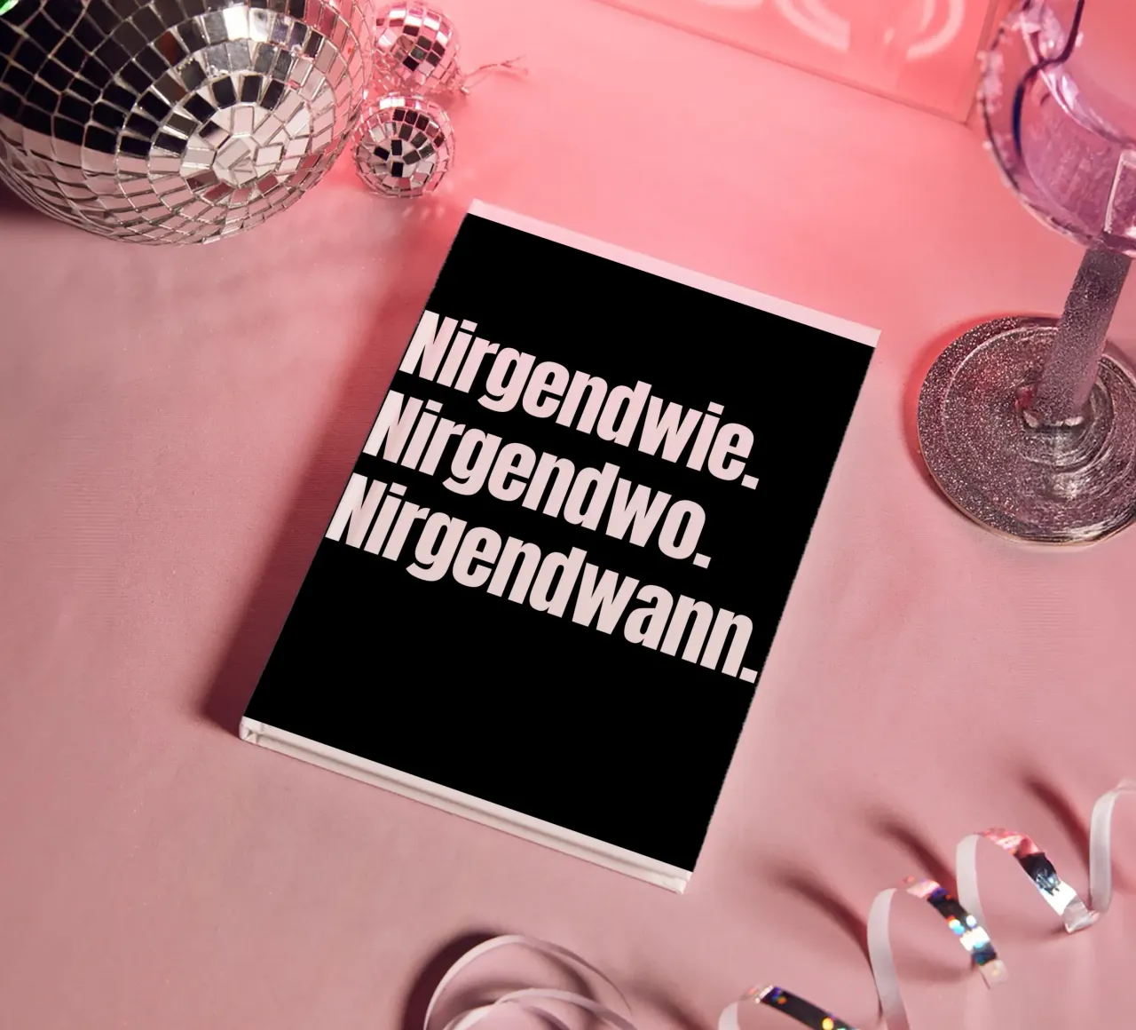 Nirgendwie. Nirgendwo. Nirgendwann. notebook by Flosters