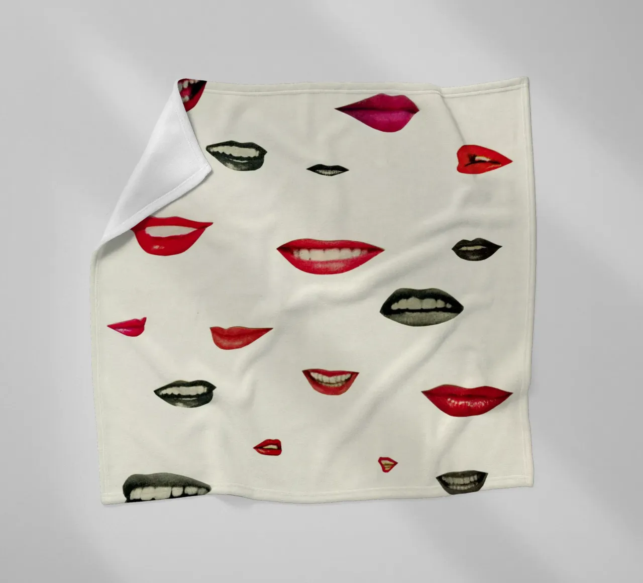 Rubare baci coperta in pile da Cassia Beck Collage