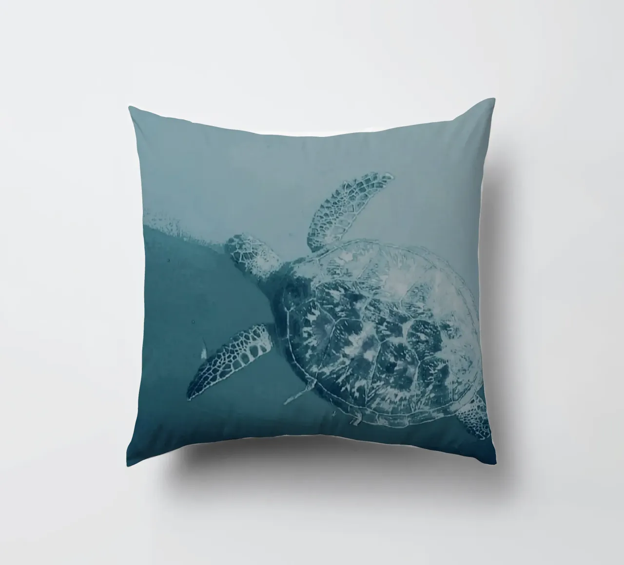 Turtle Swimming cuscino da Tabea Jule Photography